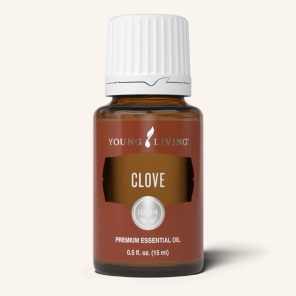 CLOVE ESSENTIAL OIL BY YOUNG LIVING 15 ML NEW/SEALED BOTTLE BUNDLE2SAVE NWT